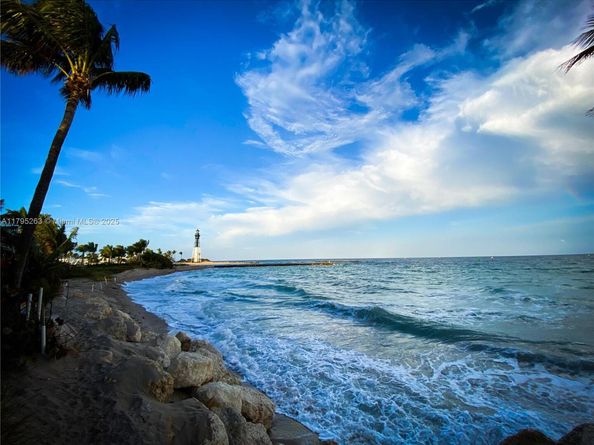 3407 Beacon St, Pompano Beach FL 33062