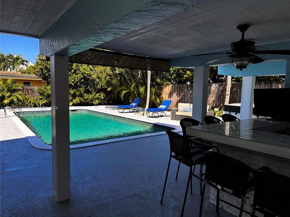 3407 Beacon St, Pompano Beach FL 33062