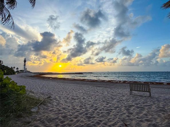 3407 Beacon St, Pompano Beach FL 33062