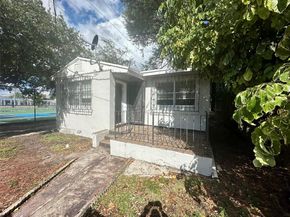 413 NW 63rd St, Miami FL 33150