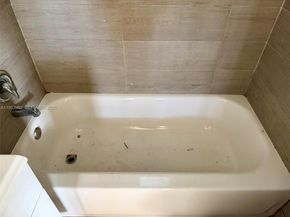 413 NW 63rd St, Miami FL 33150