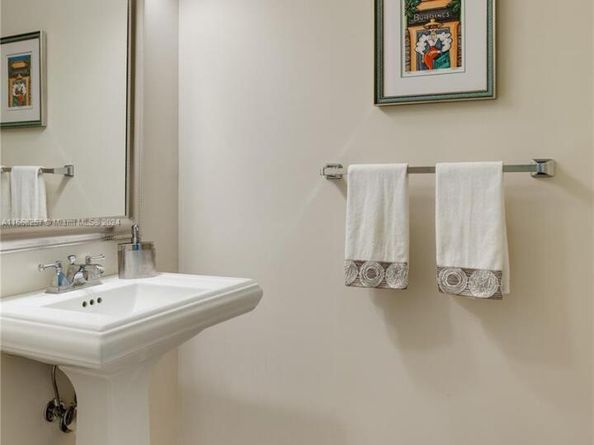 100 Andalusia 301, Coral Gables FL 33134