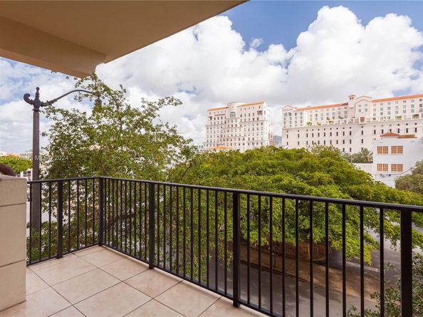 100 Andalusia 301, Coral Gables FL 33134