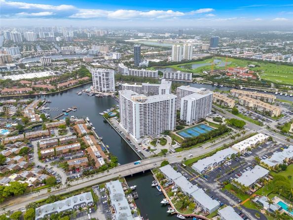 600 Three Islands Blvd 310, Hallandale Beach FL 33009