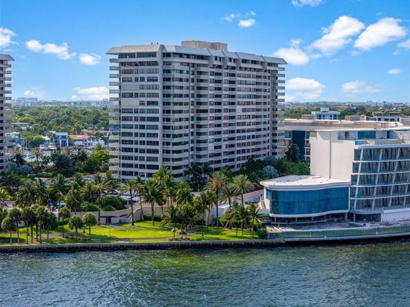 3 Grove Isle Dr C1610, Miami FL 33133