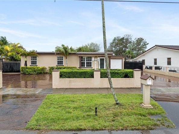 11210 SW 47th Ter, Miami FL 33165