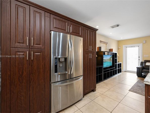 11210 SW 47th Ter, Miami FL 33165