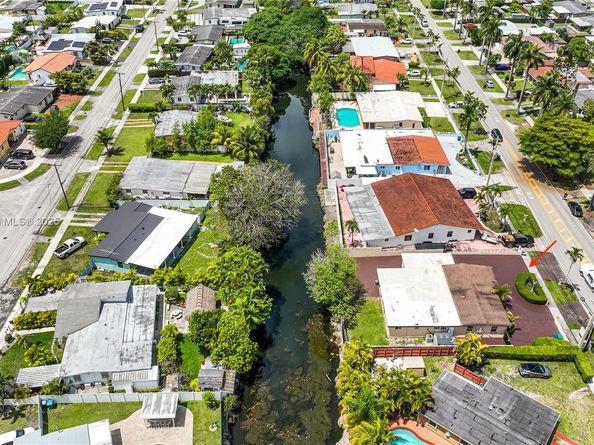 11210 SW 47th Ter, Miami FL 33165