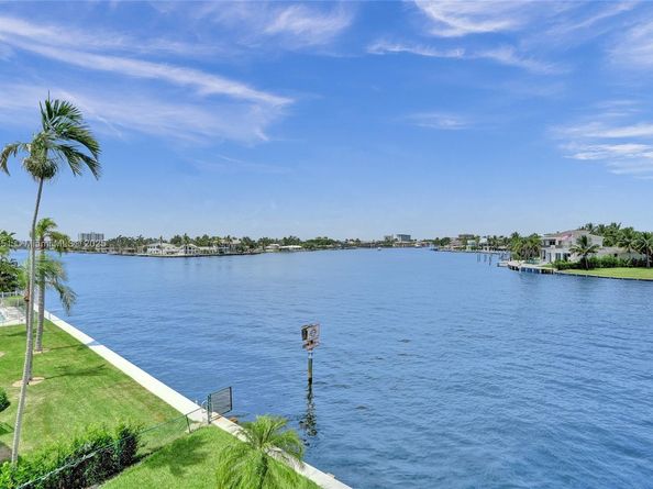 1101 S Riverside Dr 301, Pompano Beach FL 33062
