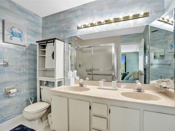 1101 S Riverside Dr 301, Pompano Beach FL 33062