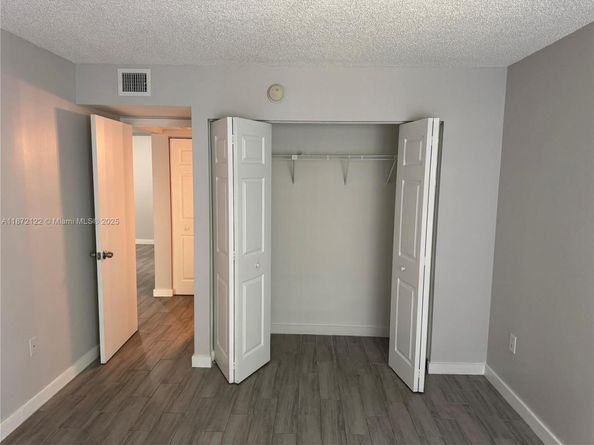 721 N Pine Island Rd 201, Plantation FL 33324