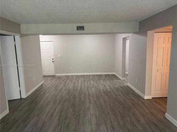 721 N Pine Island Rd 201, Plantation FL 33324