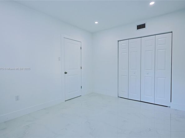 720 NE 143rd St, North Miami FL 33161