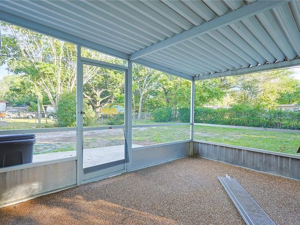 720 NE 143rd St, North Miami FL 33161