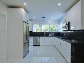 720 NE 143rd St, North Miami FL 33161