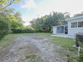 720 NE 143rd St, North Miami FL 33161