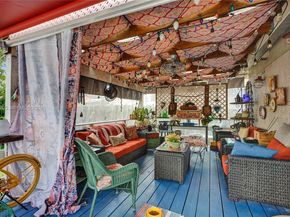 3030 NW 5th St, Miami FL 33125