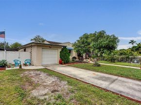 3030 NW 5th St, Miami FL 33125