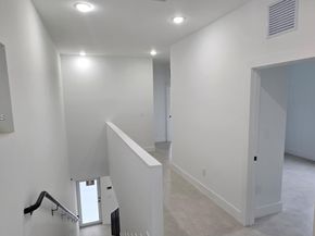 141 NW 11th St, Pompano Beach FL 33060
