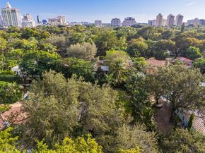 446 Madeira Ave, Coral Gables FL 33134