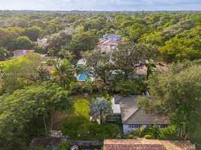 446 Madeira Ave, Coral Gables FL 33134