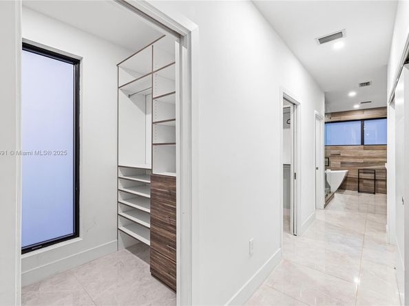 3660 SW 12th St, Miami FL 33135