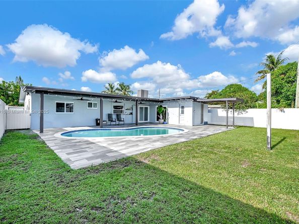 7969 Ramona St, Miramar FL 33023