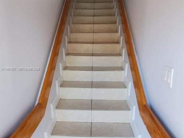 8011 Lake Dr 202, Doral FL 33166