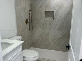 Undisclosed Address #A11949707, Miami FL 33165