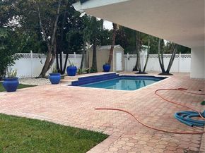 Undisclosed Address #A11949707, Miami FL 33165