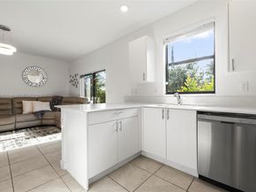 20302 NW 6th Pl, Miami Gardens FL 33169