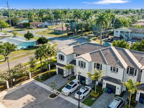 20302 NW 6th Pl, Miami Gardens FL 33169