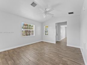 56 W 12th St, Riviera Beach FL 33404