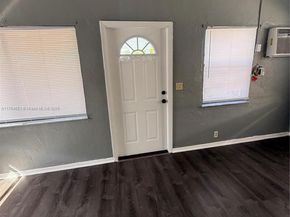 2246 Mcclellan St, Hollywood FL 33020