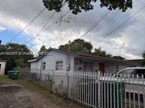 3040 NW 65th St, Miami FL 33147