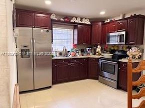 3040 NW 65th St, Miami FL 33147