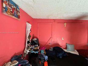 110 NW 52nd St, Miami FL 33127