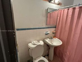 110 NW 52nd St, Miami FL 33127