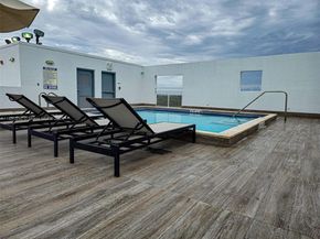 2740 SW 28th Ter 603, Miami FL 33133