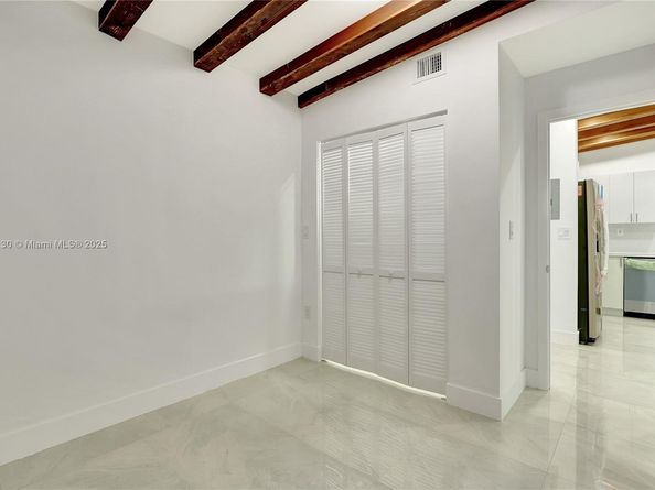 2501 NW 21st Street, Fort Lauderdale FL 33311