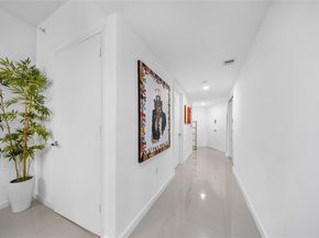 3030 NE 188th St 602, Aventura FL 33180