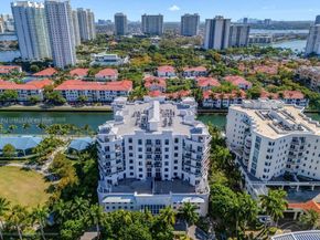 3030 NE 188th St 602, Aventura FL 33180
