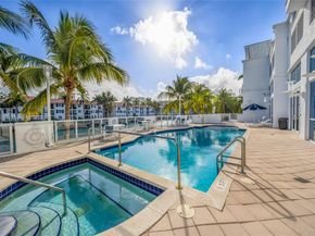 3030 NE 188th St 602, Aventura FL 33180