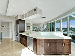 111 SE 8th Ave 1101, Fort Lauderdale FL 33301