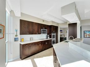 111 SE 8th Ave 1101, Fort Lauderdale FL 33301