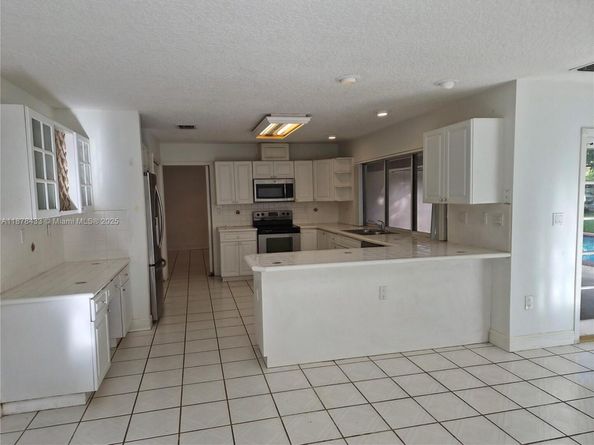 15246 SW 146th St, Miami FL 33196