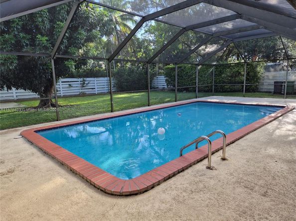 15246 SW 146th St, Miami FL 33196