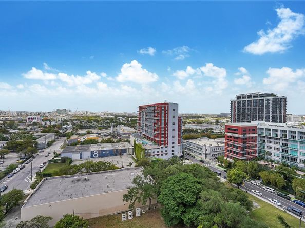 1600 NE 1st Ave 1112, Miami FL 33132