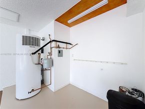 356 Hammocks Trl, Green Acres FL 33413