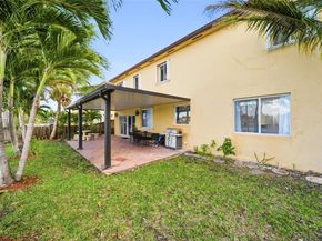 3955 NE 15th St, Homestead FL 33033
